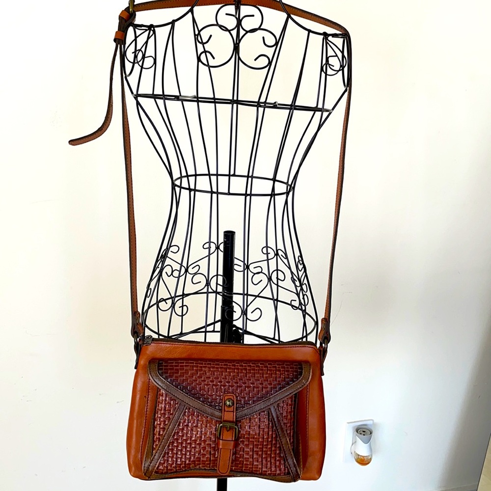 PATRICIA NASH LUGGAGE CROSSBODY - Picture 2 of 7